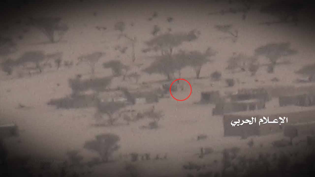 الجوف – استهداف تجمعات المنافقين بالخليفين والمهاشمة بعدد من قذائف المدفعية
