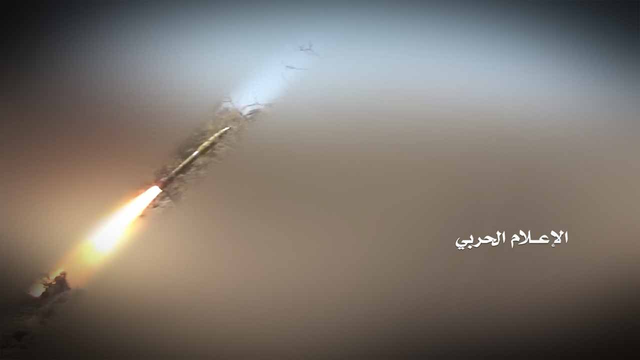 نجران – اطلاق 9 صواريخ نوع زلزال1 على تجمعات الجيش السعودي ومرتزقته غربي السديس