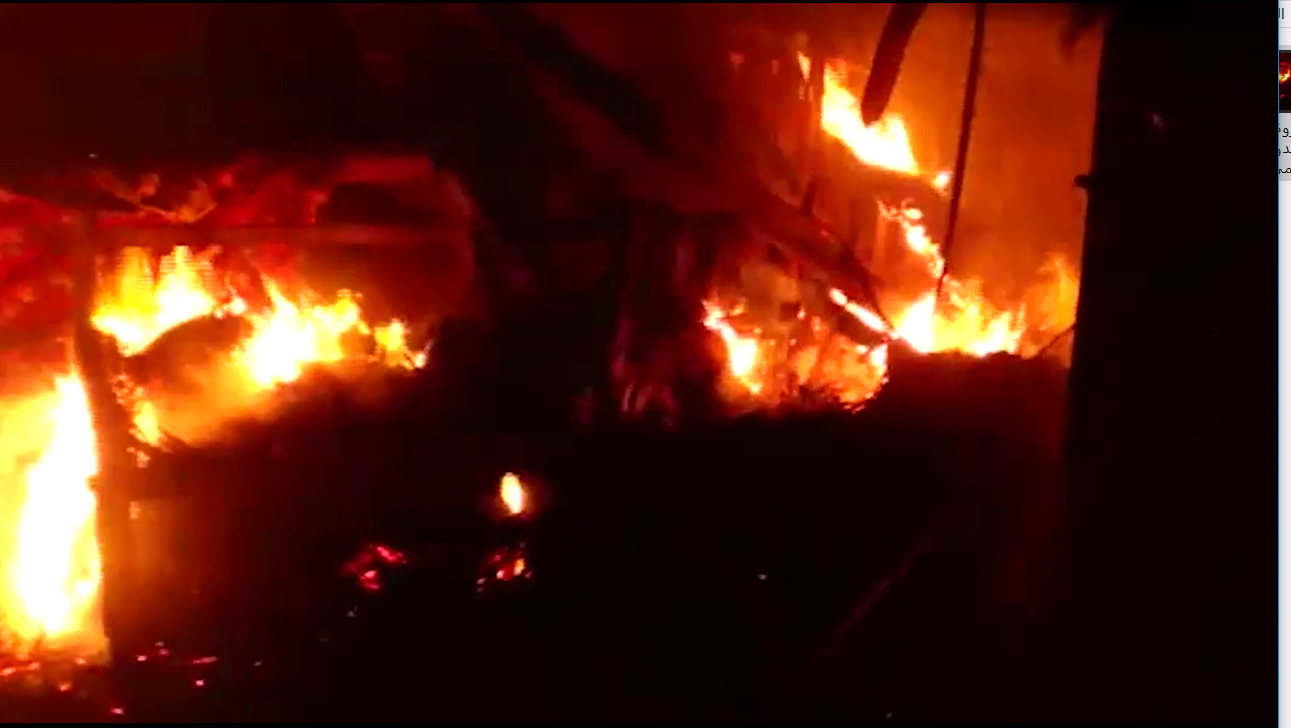 الحديدة – مرتزقة العدوان يحرقون منزل مواطن في الدريهمي 15-08-2020