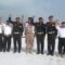 زيارة قيادة القوات البحرية اليمنية إلى السفينة الإسرائيلية المحتجزة “جالكسي ليدر” والاطمئنان على طاقمها