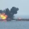 مشاهد لعملية استهداف سفينة “CHIOS Lion” النفطية التي تم استهدافها يوم أمس بزورق مسير في البحر الأحمر